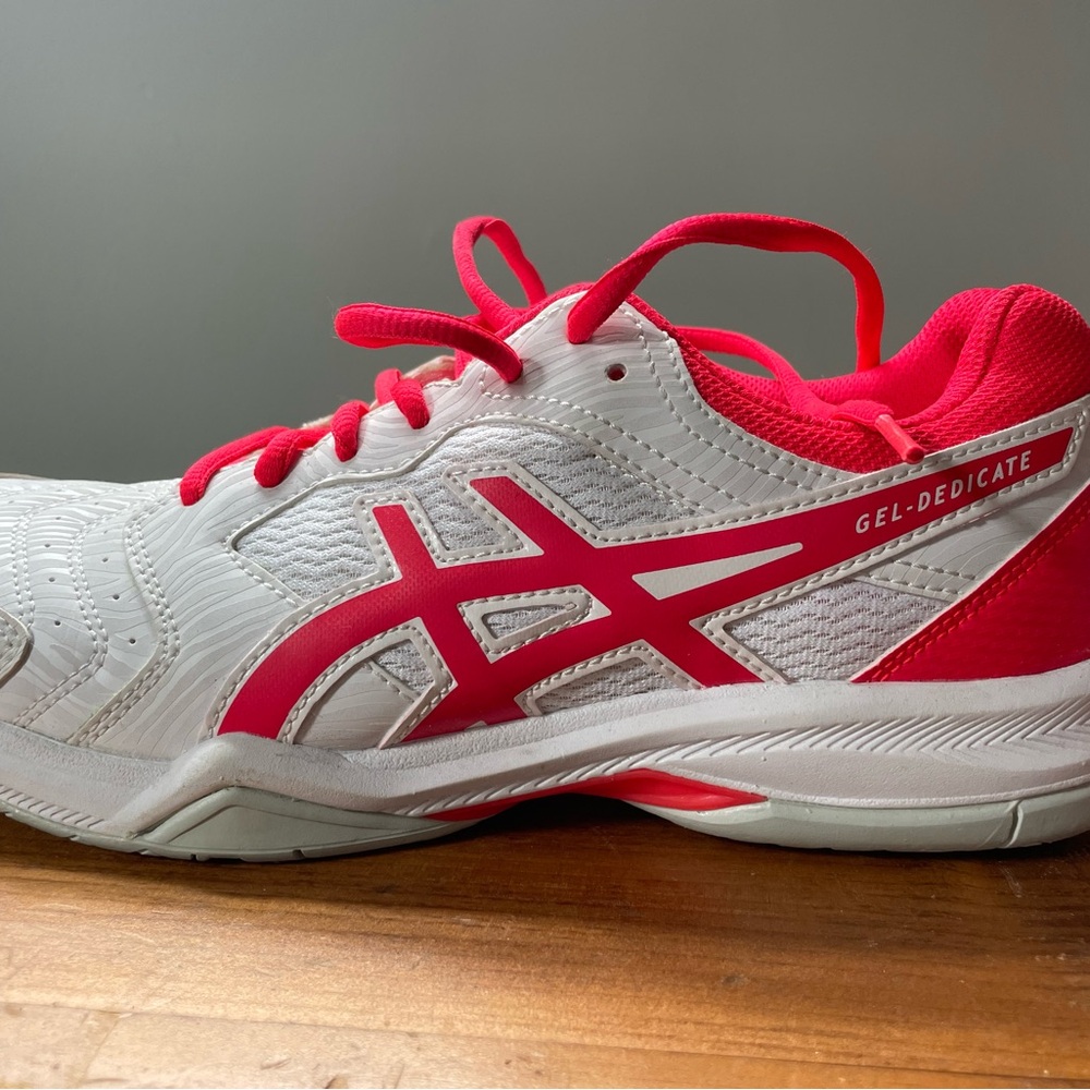 ASICS Gel-Dedicate White and Pinkish/Red Tennis Sneakers